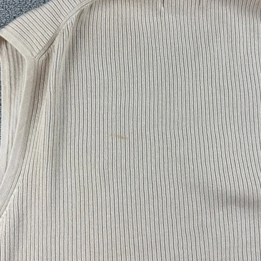 Eddie Bauer Sweater Vest Men M Cream Beige‎ 100% Mercerized Cotton Ribbed V-Neck